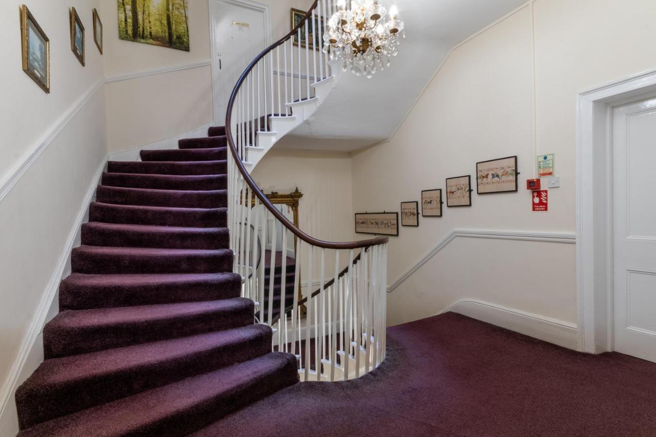 The George Hotel Guest house 3*