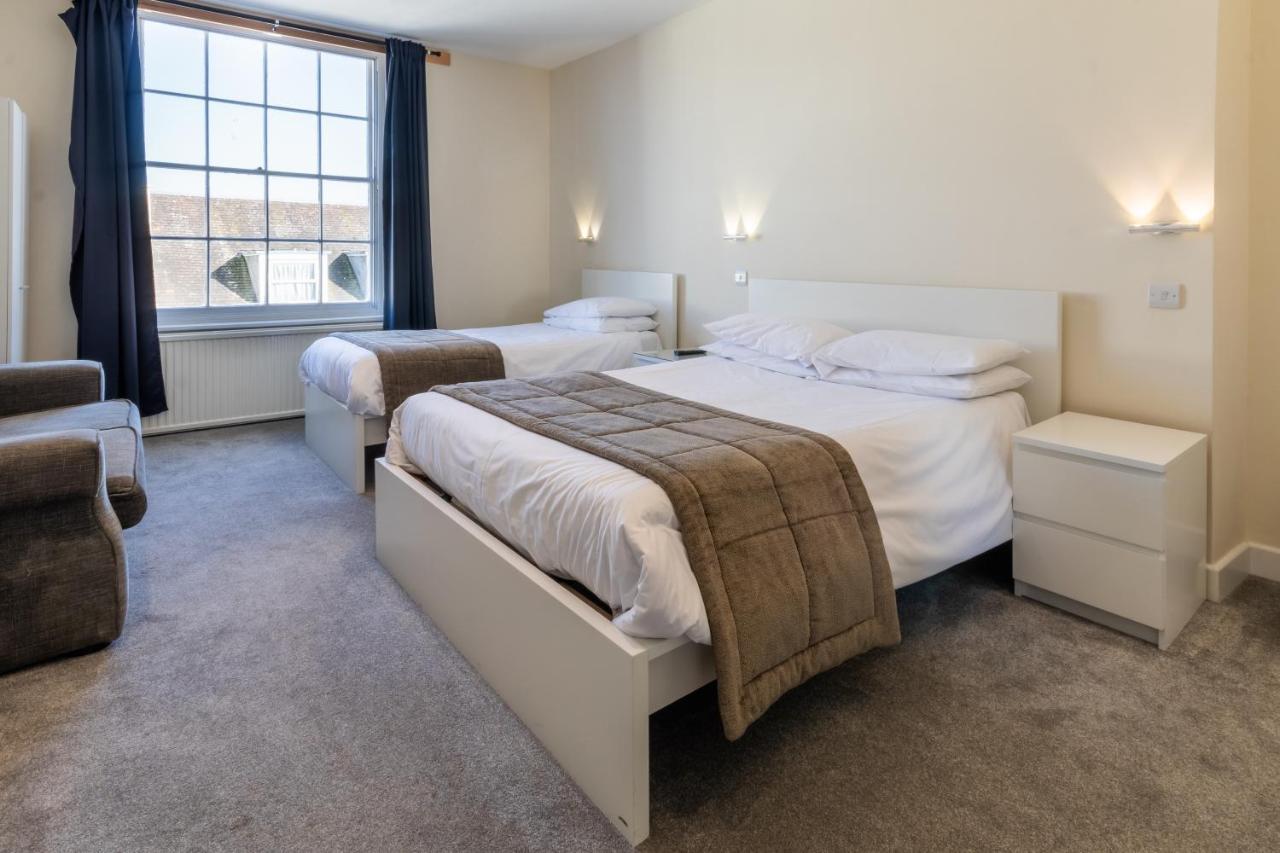 The George 3*