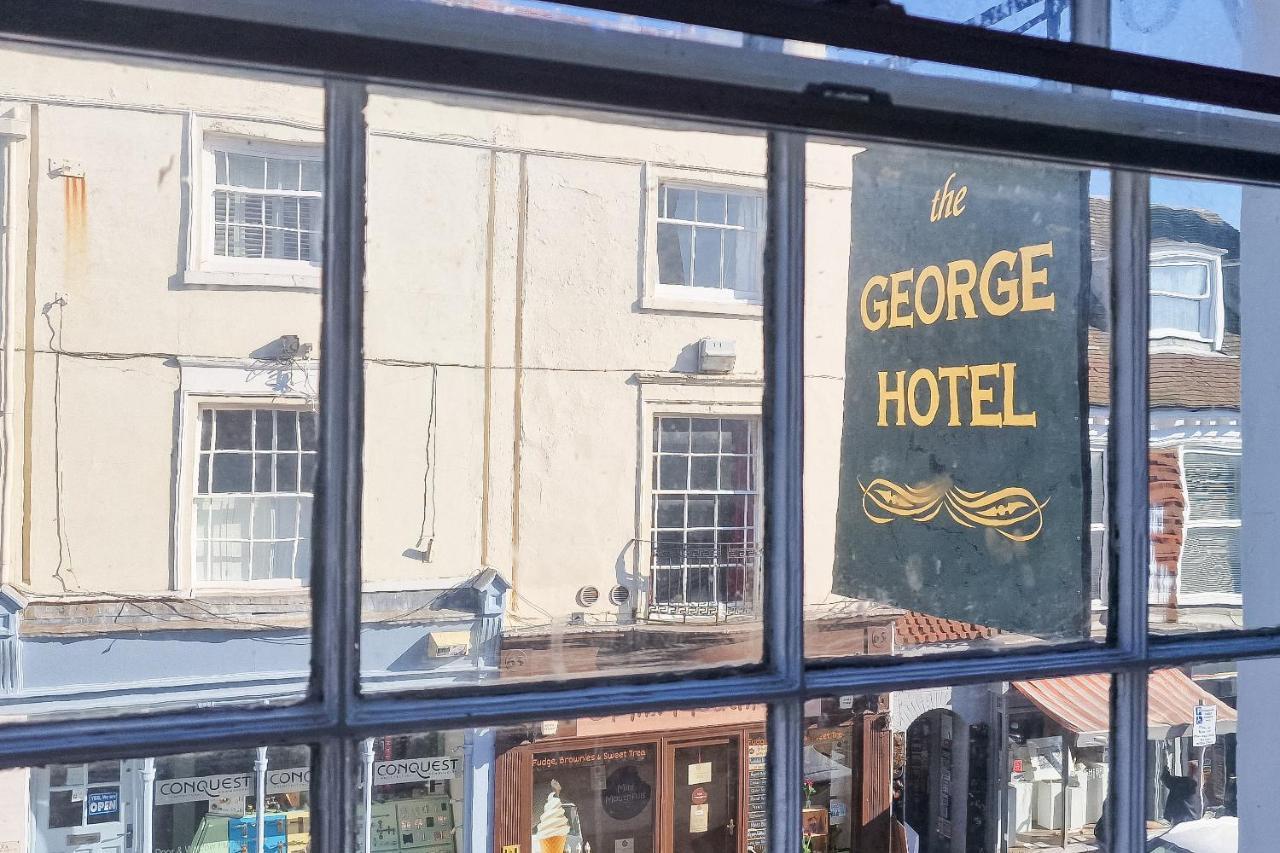 The George 3*
